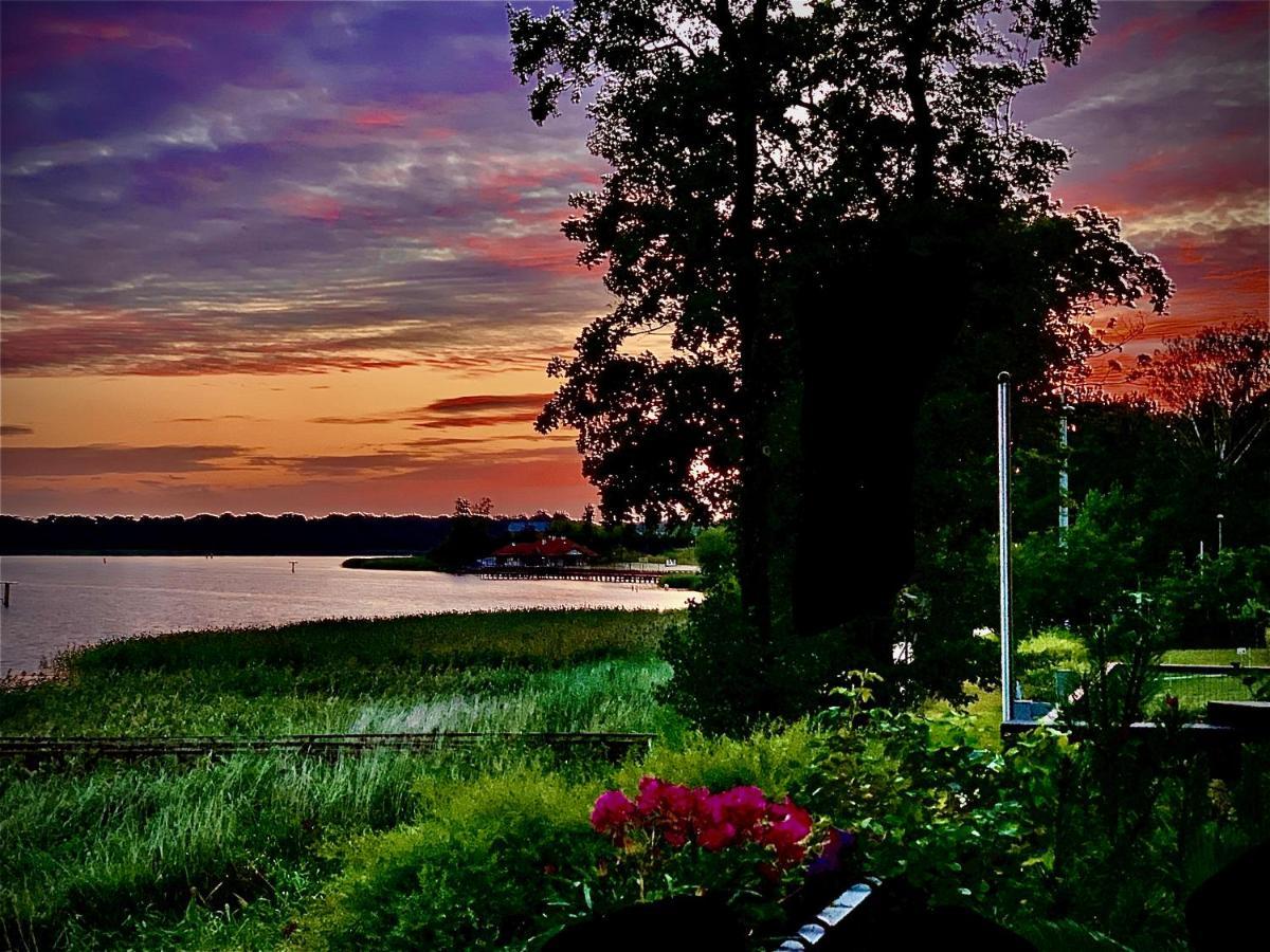 Lake View Ostroda Luxury Apartment Exterior photo